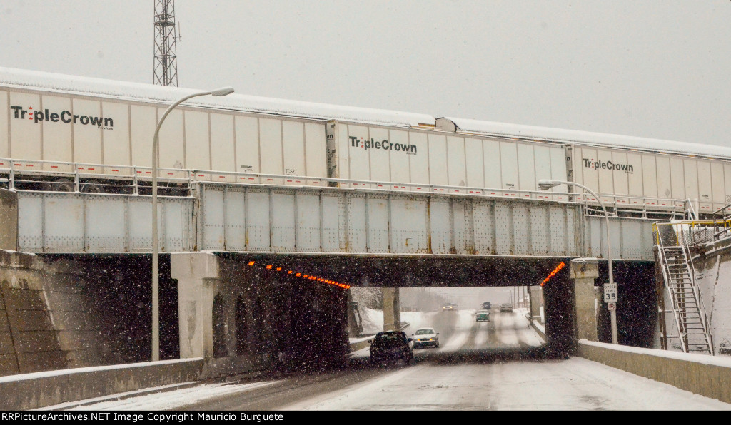 TCSZ Roadrailers on the bridge